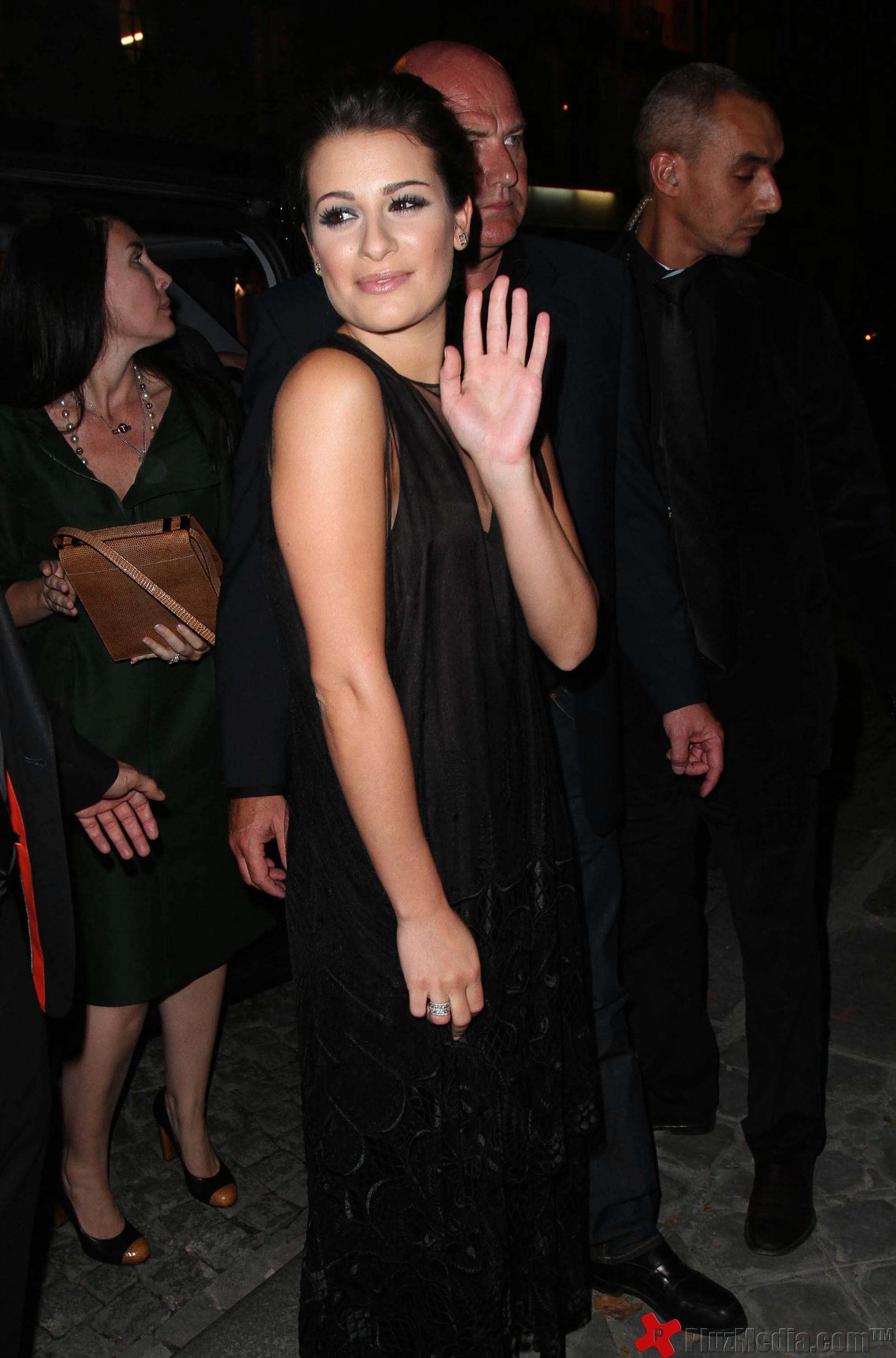 Lea Michele - Paris Fashion Week Spring Summer 2012 Ready To Wear - Karl Lagerfeld - Outside Arrivals | Picture 92026